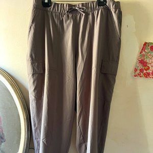 Drawstring StretchTech Tan Cargo Women's Pants XXL - Never worn